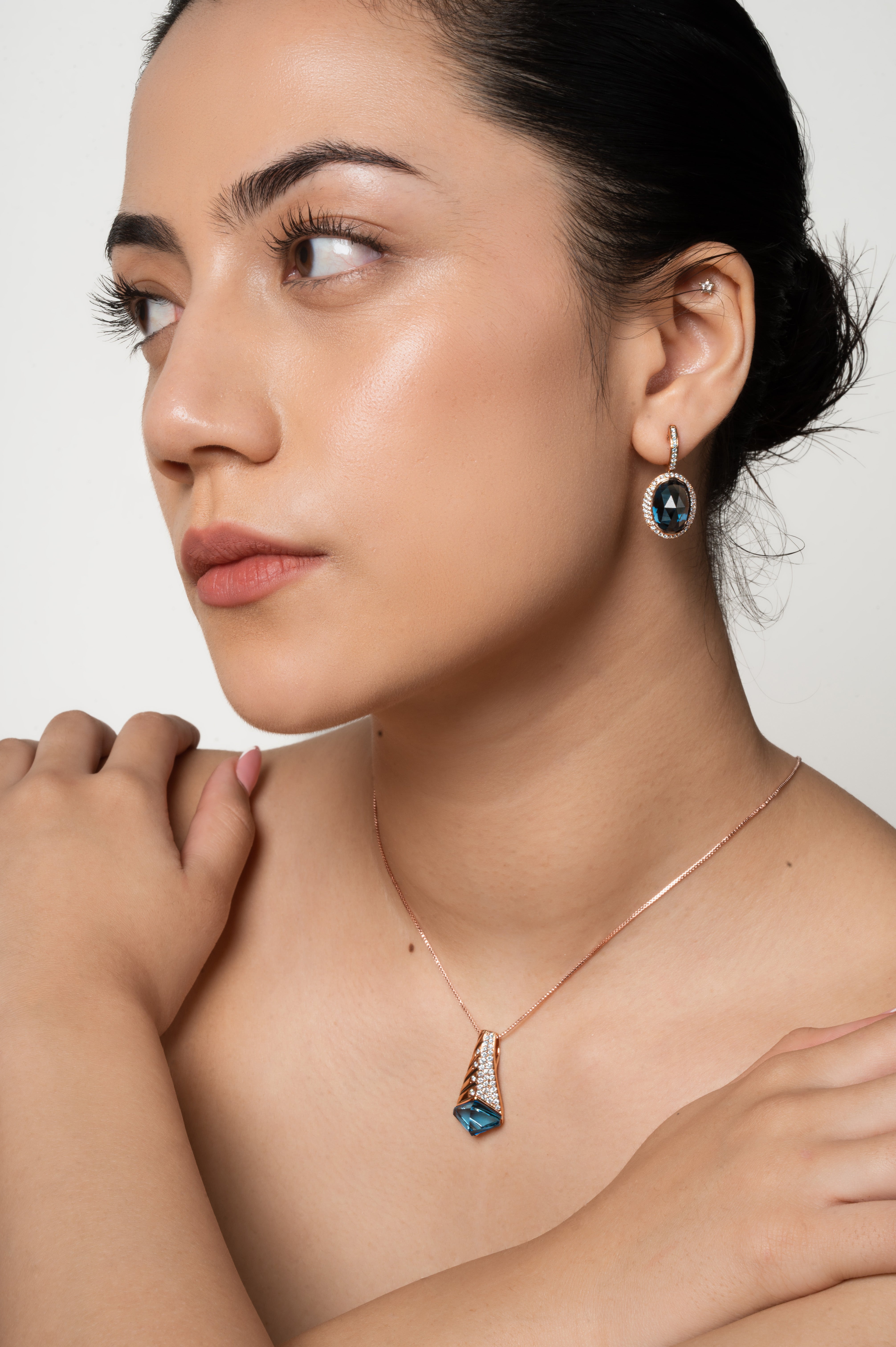 Midnight Story Pendant