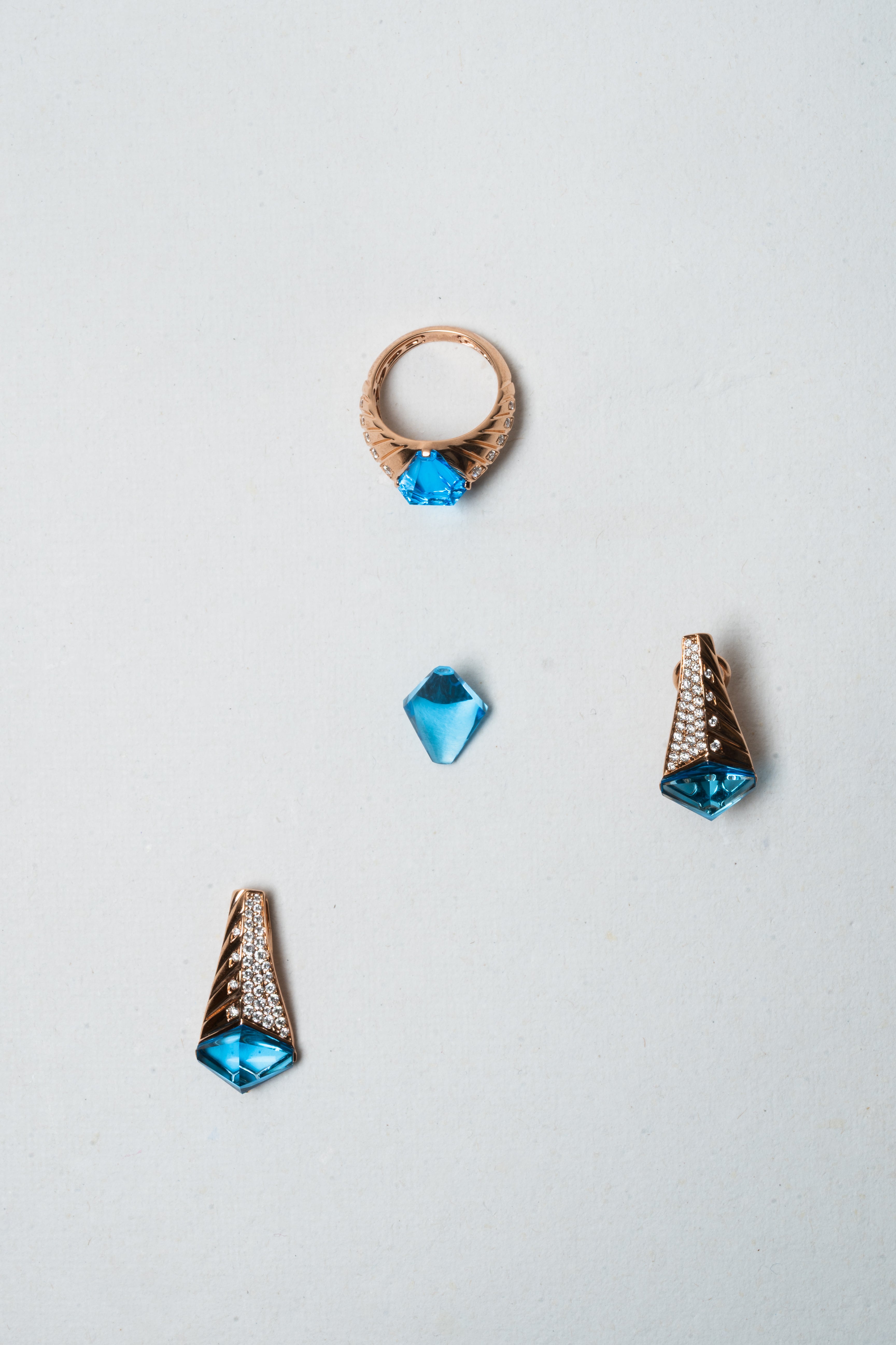 Sylvara Pendant