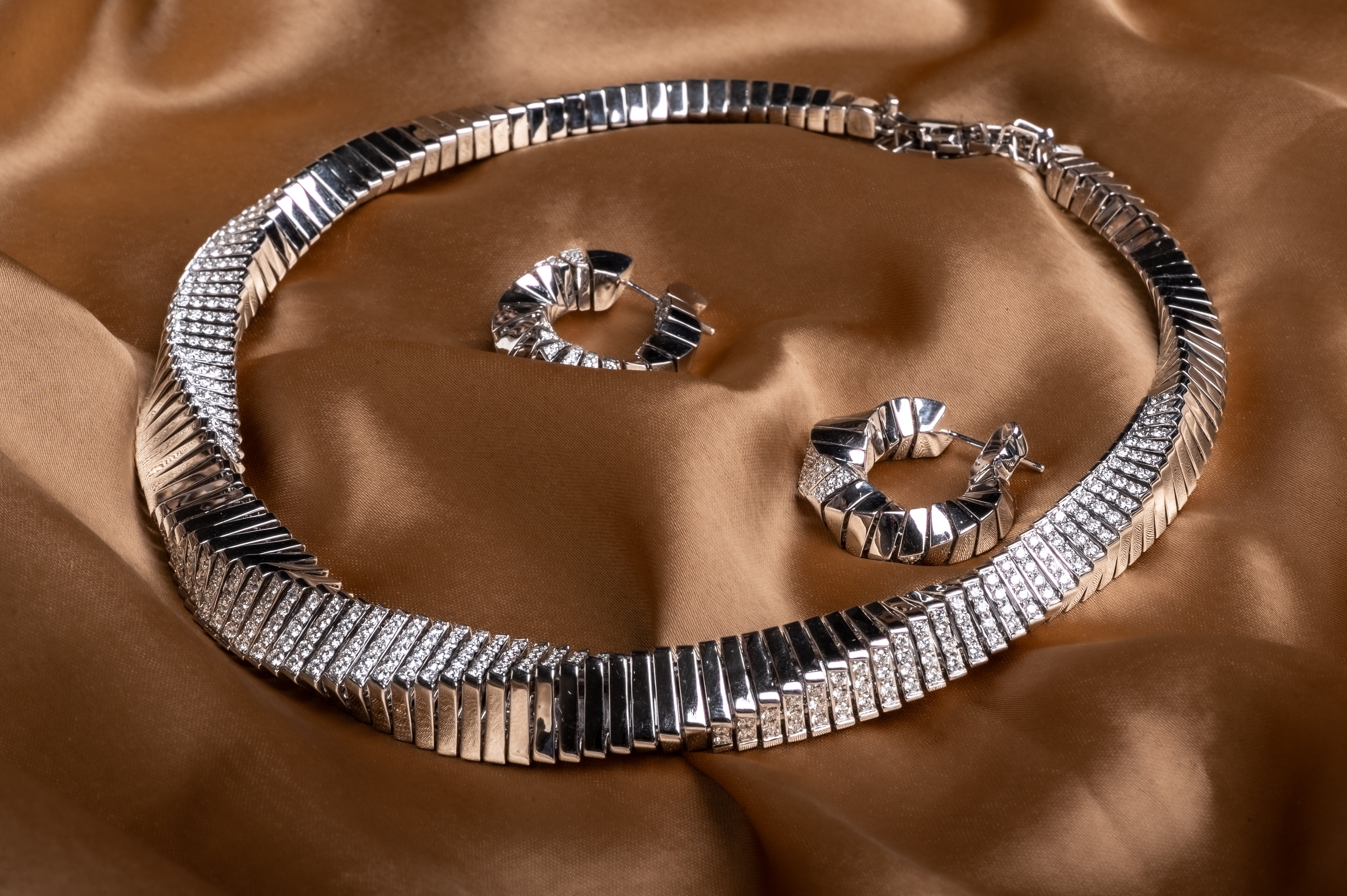 Fibonacci Necklace