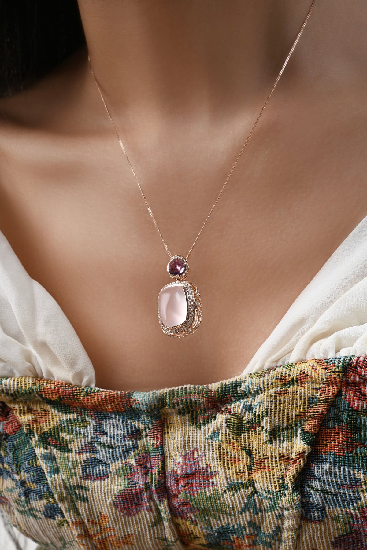 Gallerie De Rosie Pendant